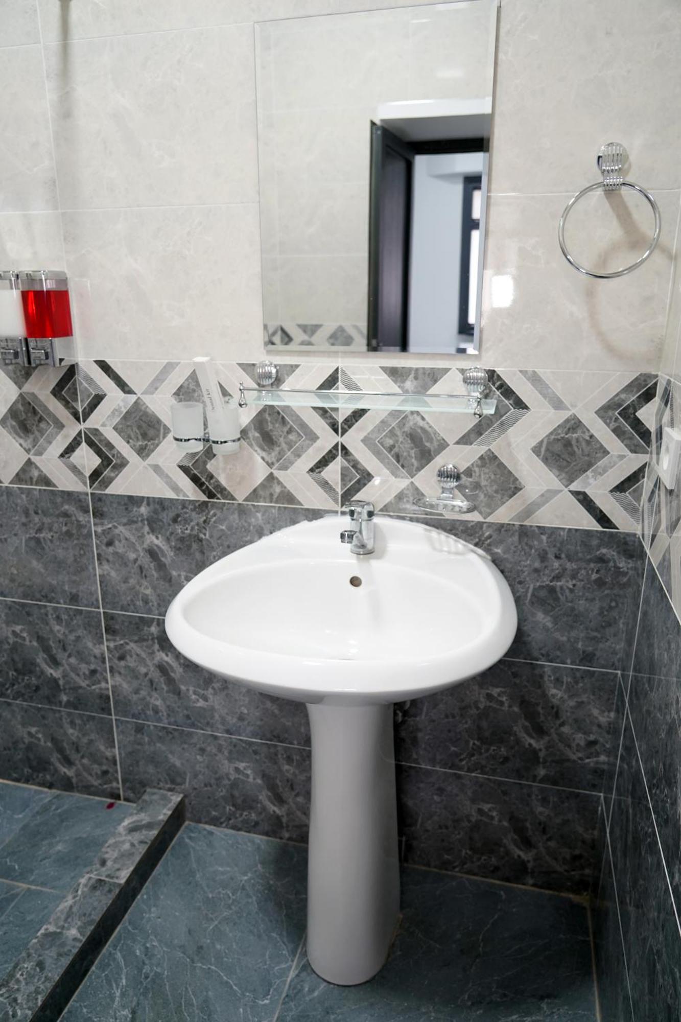 Hostel Premium Ташкент Экстерьер фото